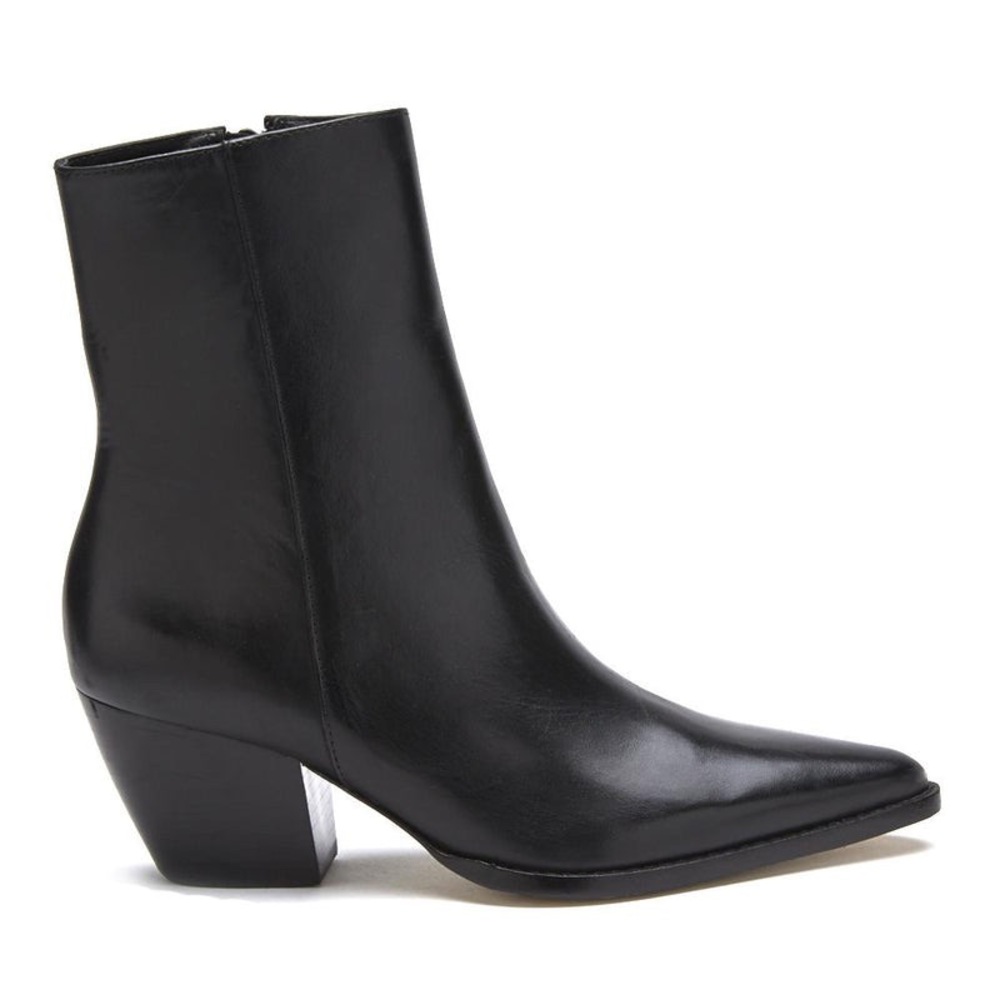 Matisse Caty Black Leather Bootie